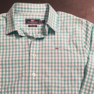 Vineyard Vines Button Down Shirt